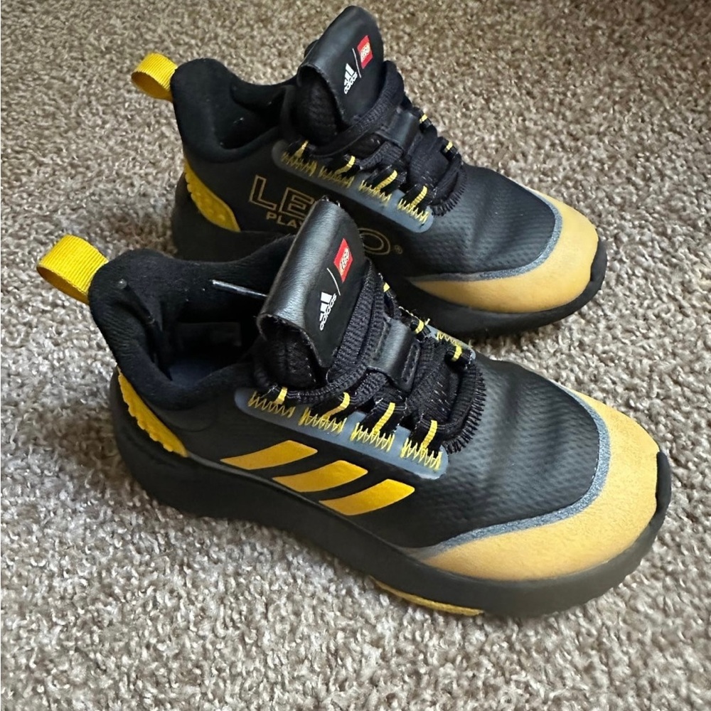 Adidas Lego kids sneaker